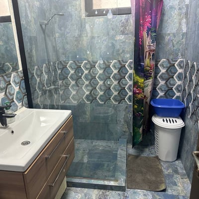 Аренда уютных 1-комнатных апартаментов, 35 м², район Мамая, Констанца, Румыния